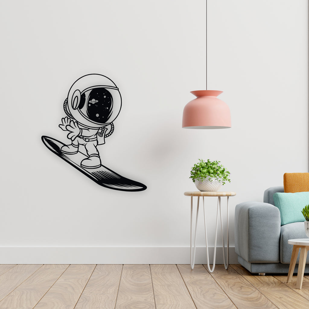 Uzay Sörfçüsü Metal Duvar Dekoru | Astronot Figürlü Eğlenceli Sanat