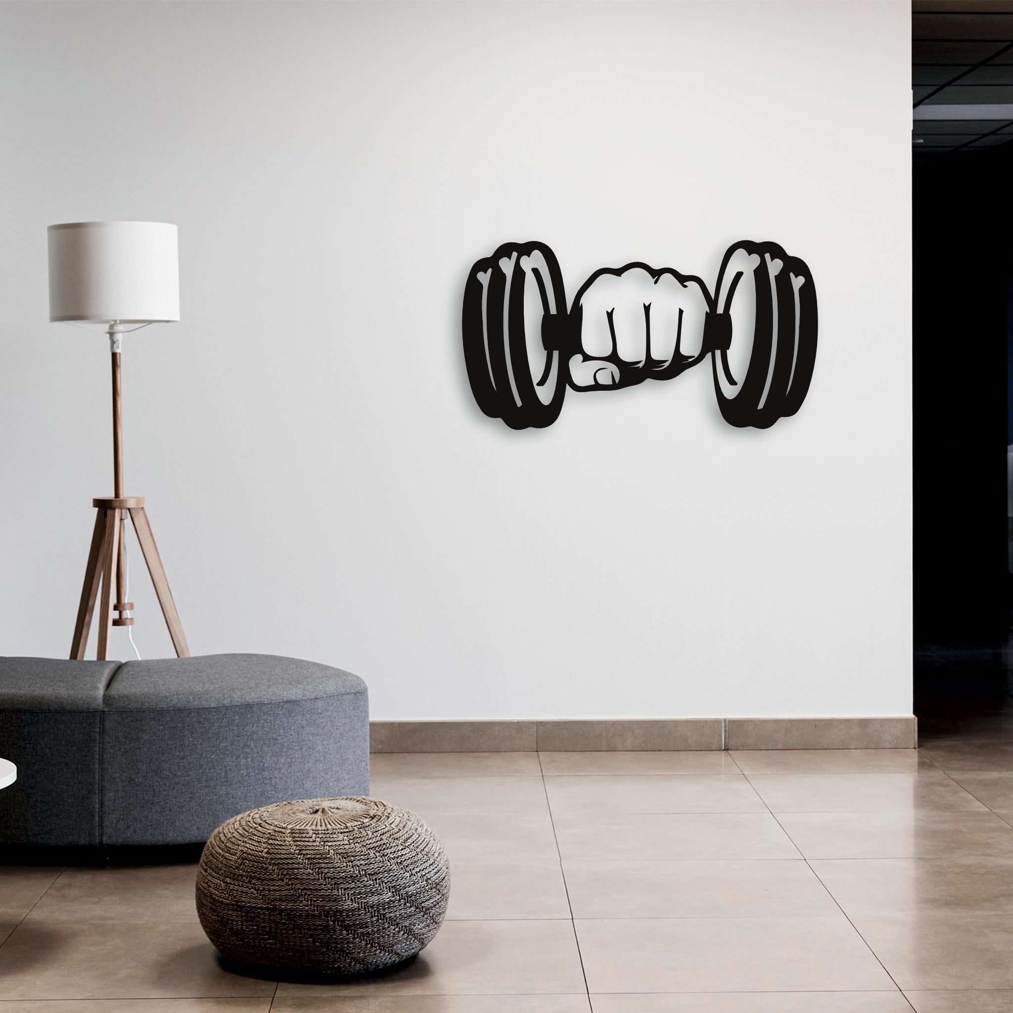 Dambıl Tutan El Metal Duvar Dekoru | Güç ve Fitness Temalı Tasarım