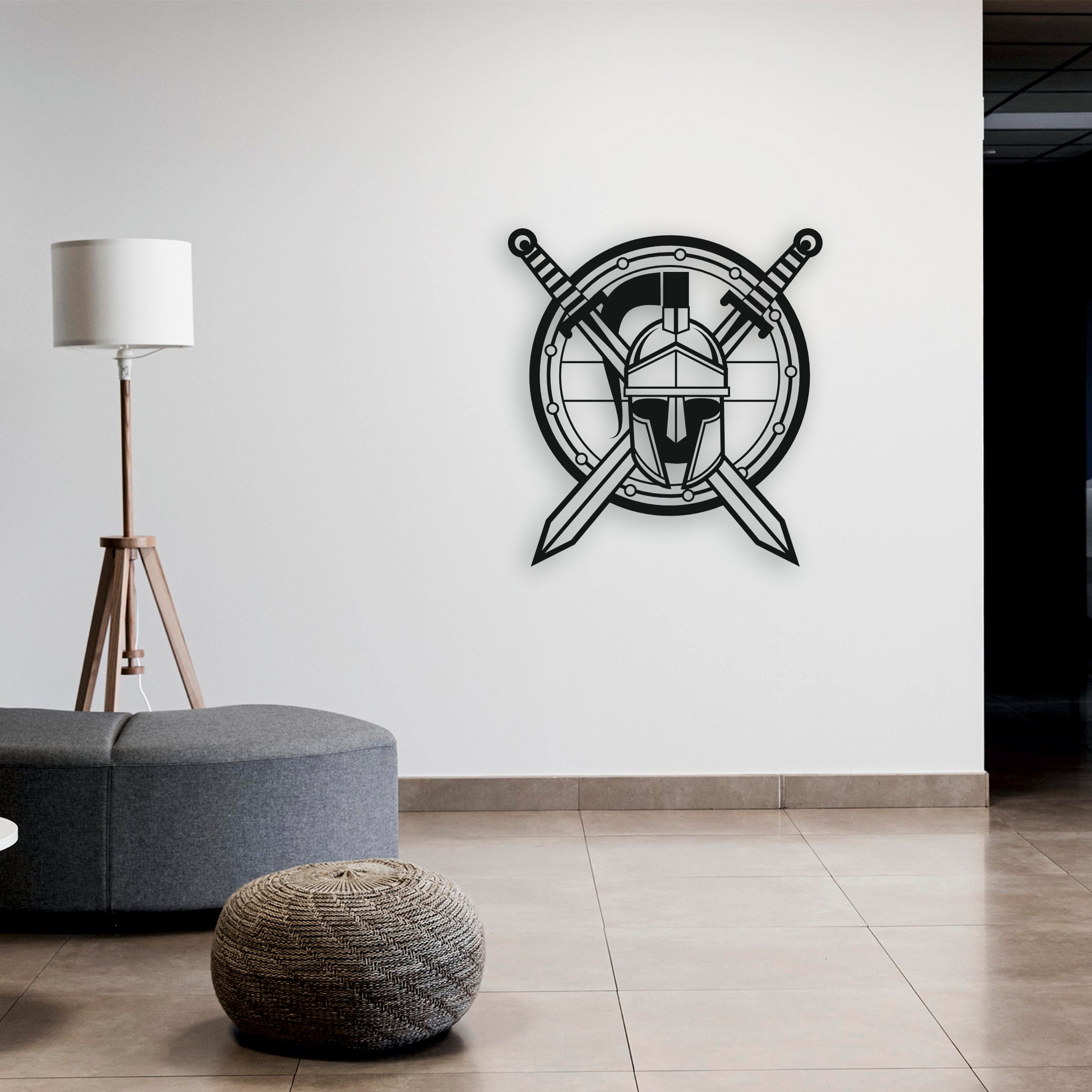 Gladyatör Kaskı ve Kılıçlar Metal Tablo | Erkek Odası/Ofis Dekoru